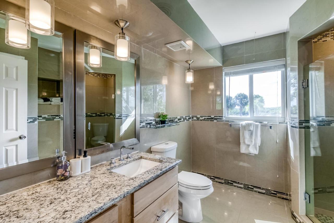 Coastal Bliss Villa Juno Beach Exterior photo